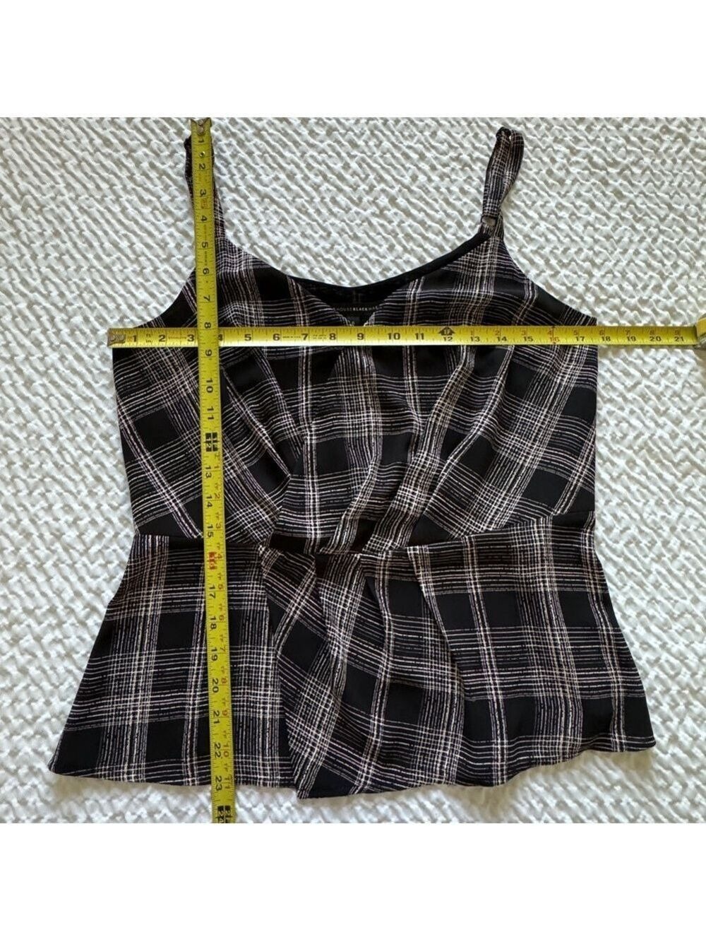 White House Black Market V-Neck Camisole Blouse, Black Plaid, Size 6 - Picture 10 of 11